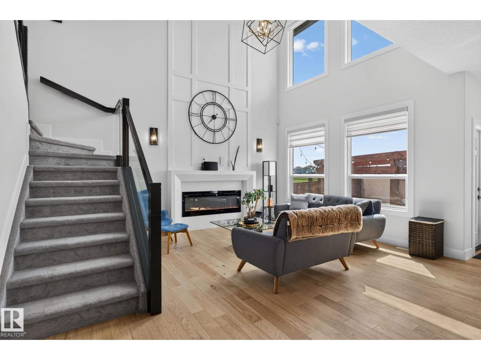 147 HENDERSON LI — photo 4