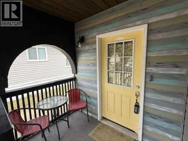 192 Grandview Crescent — photo 3