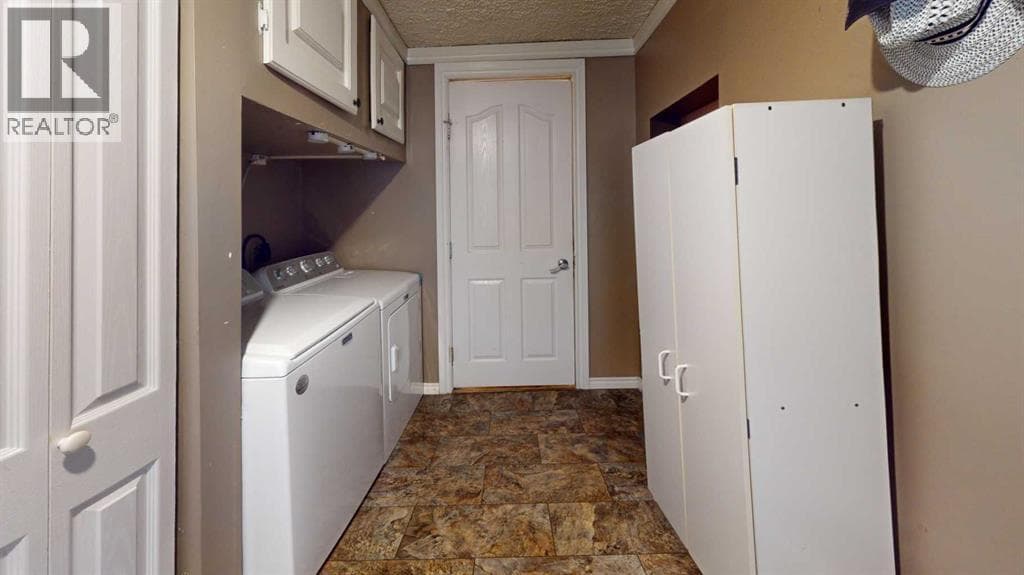 192 Grandview Crescent — photo 4