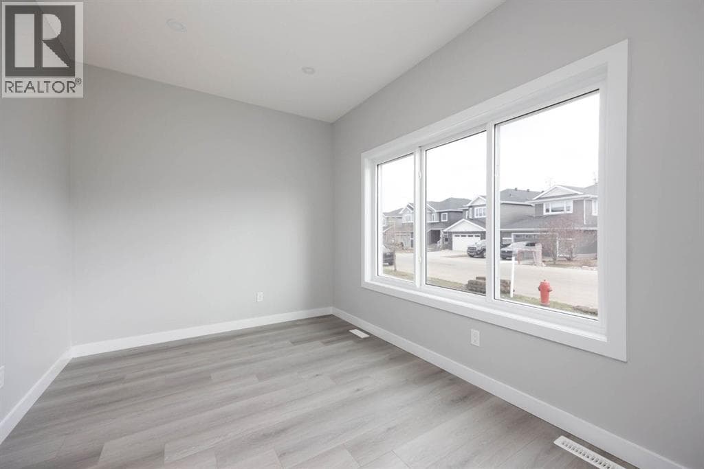 185 Dafoe Way — photo 3