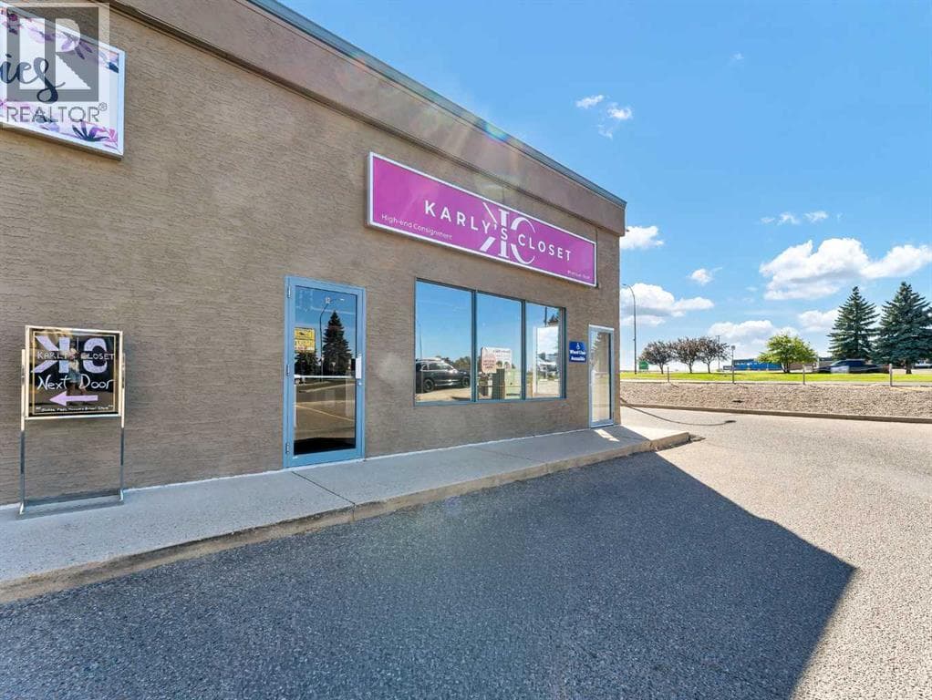 8, 3295 Dunmore Road SE — photo 3