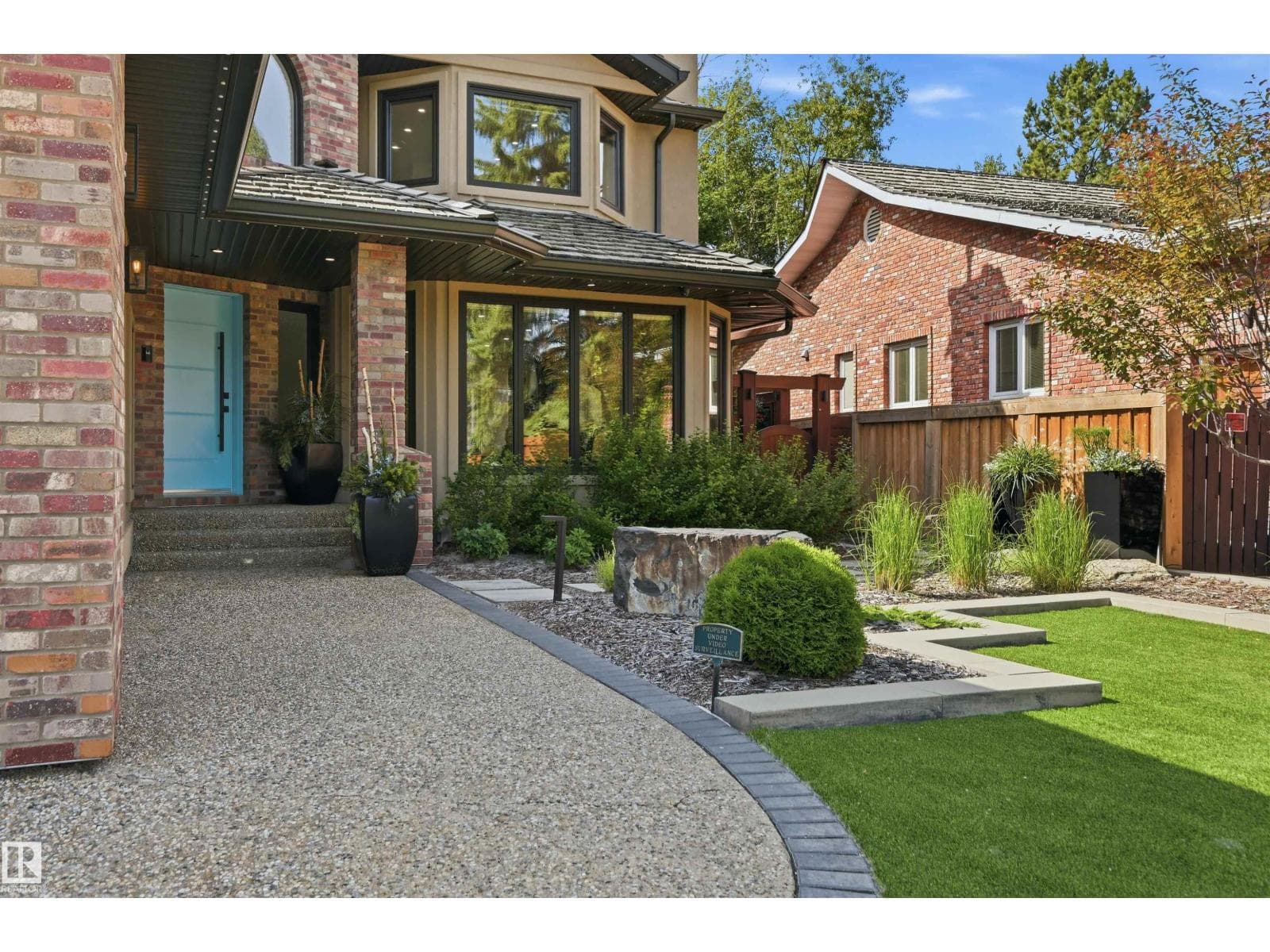 439 ROONEY CR NW — photo 3