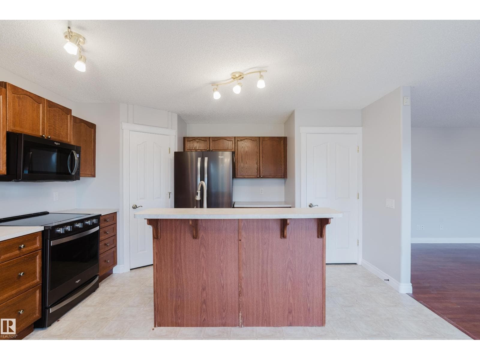 611 Hooke CO NW — photo 5