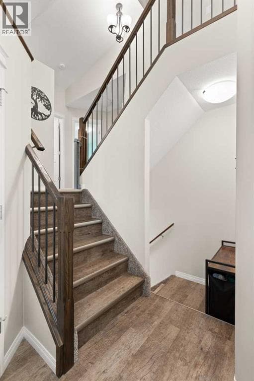 28 Ranchview Way NE — photo 5