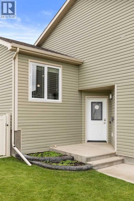28 Ranchview Way NE — photo 3