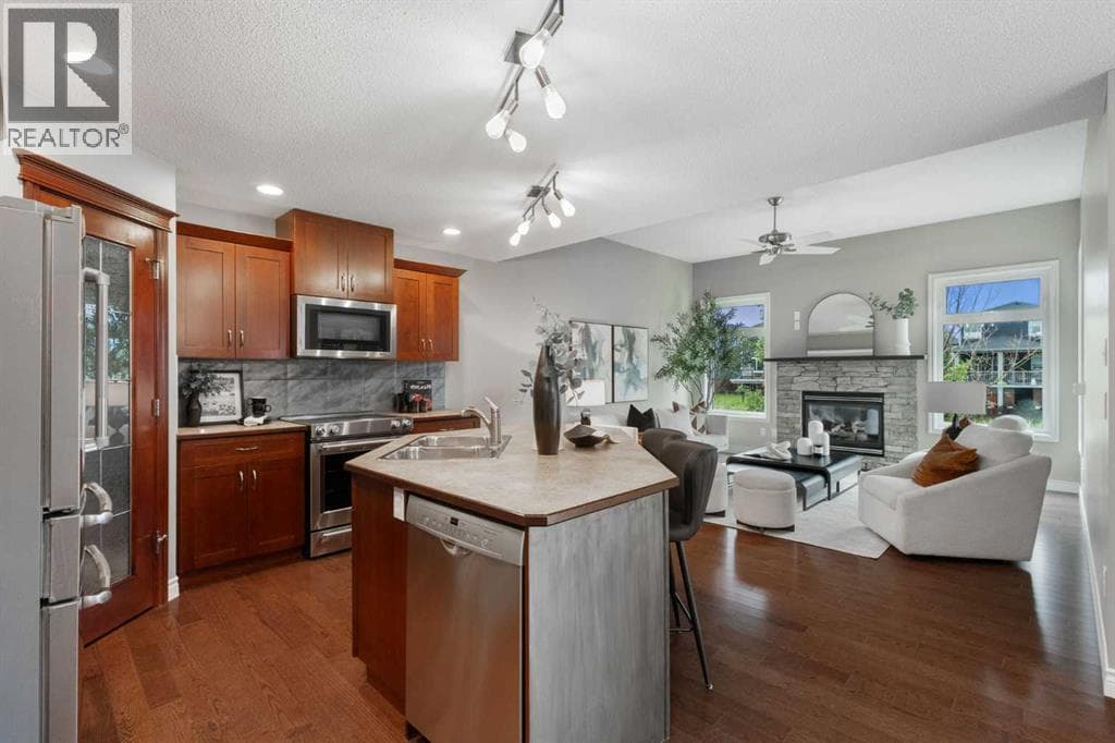 788 Luxstone Landing SW — photo 5