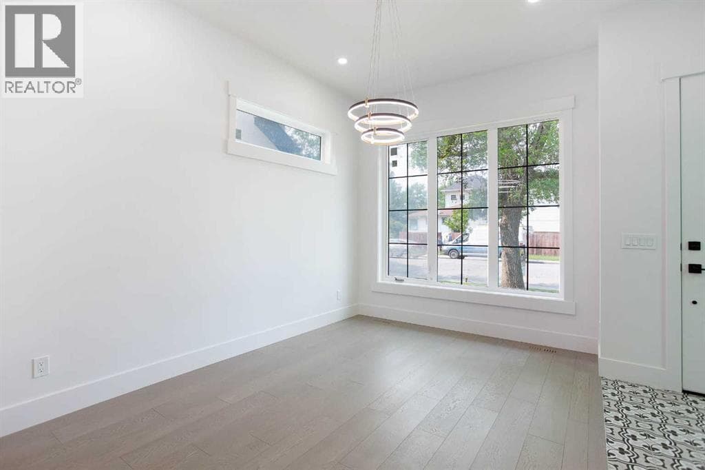 1108 6 Street NE — photo 3