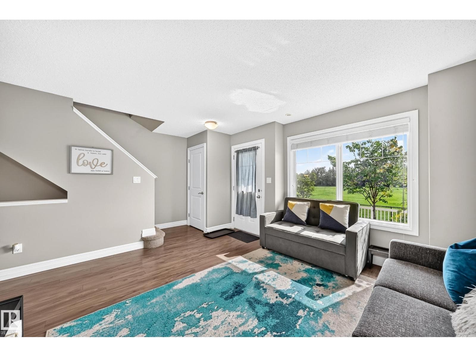 10 415 clareview Rd NW NW NW — photo 3