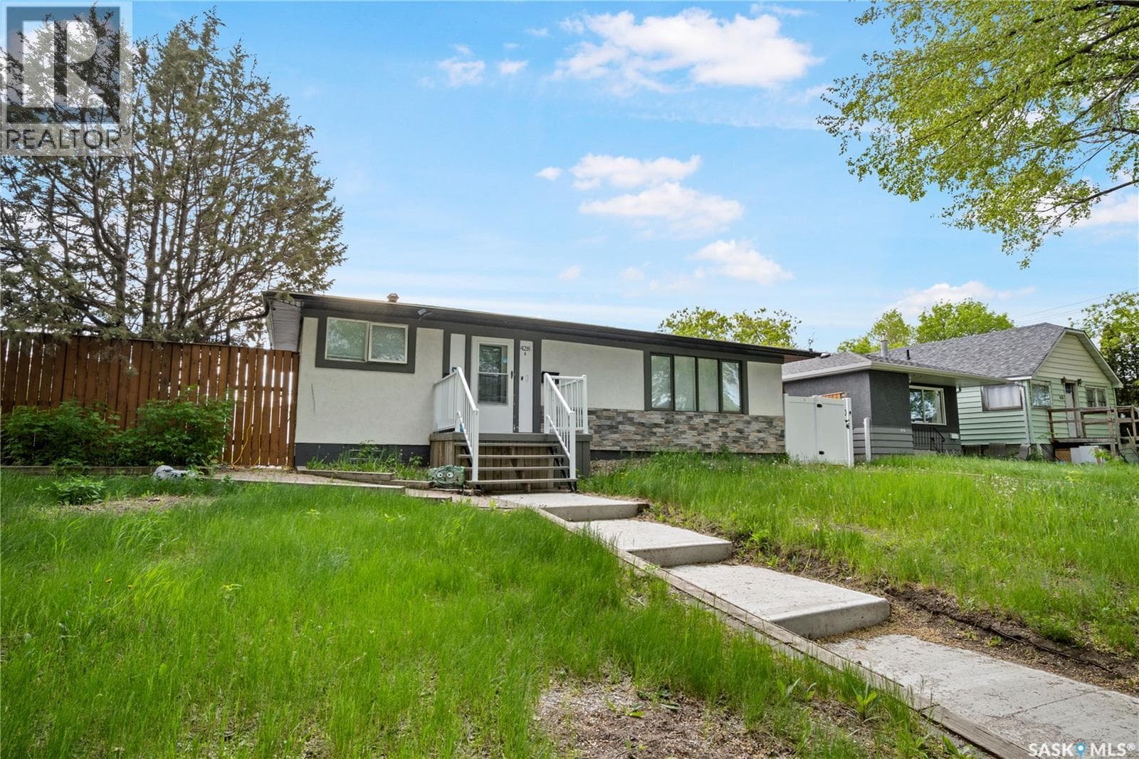 428 Scarth STREET — photo 3