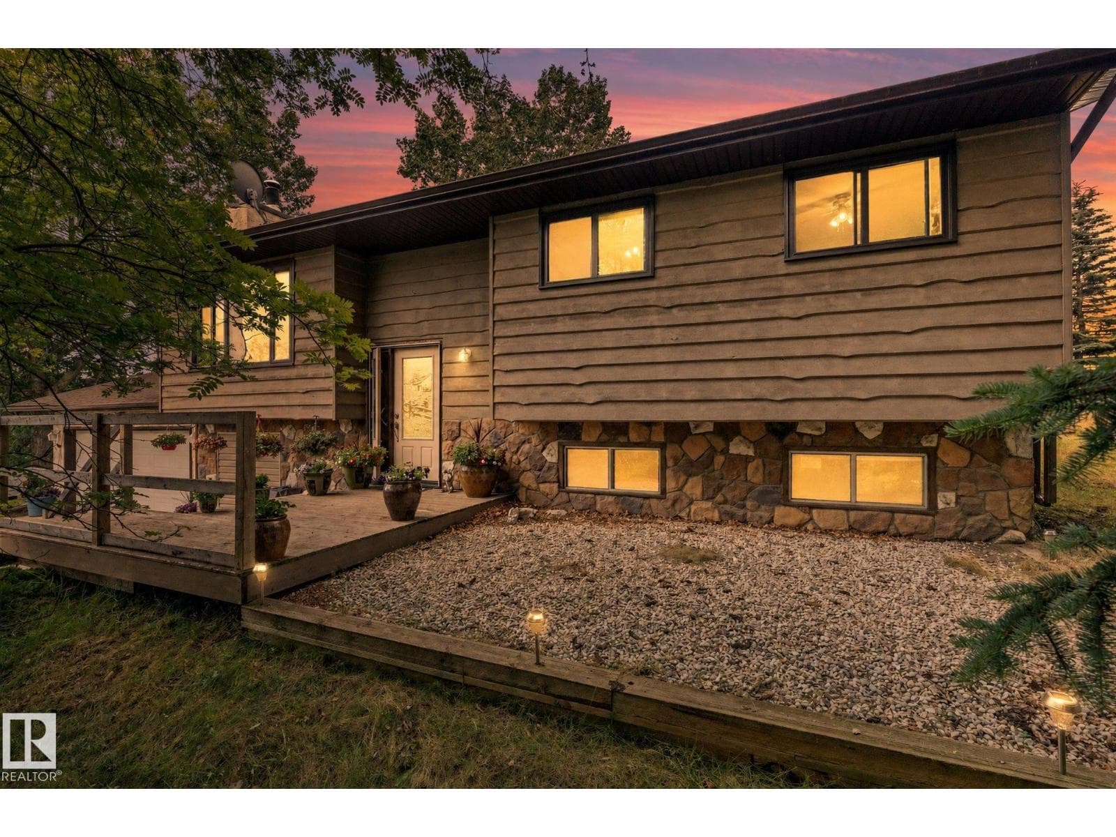 #2 1511 PARKLAND DR