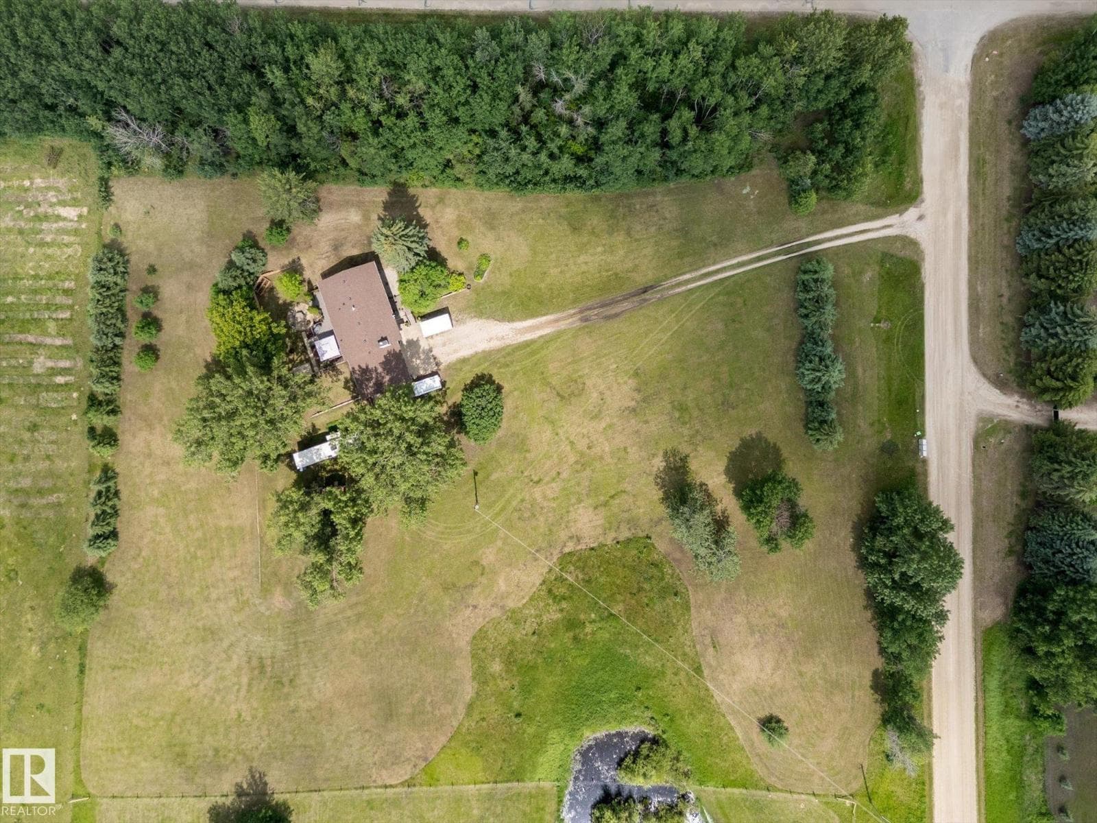 #2 1511 PARKLAND DR — photo 4