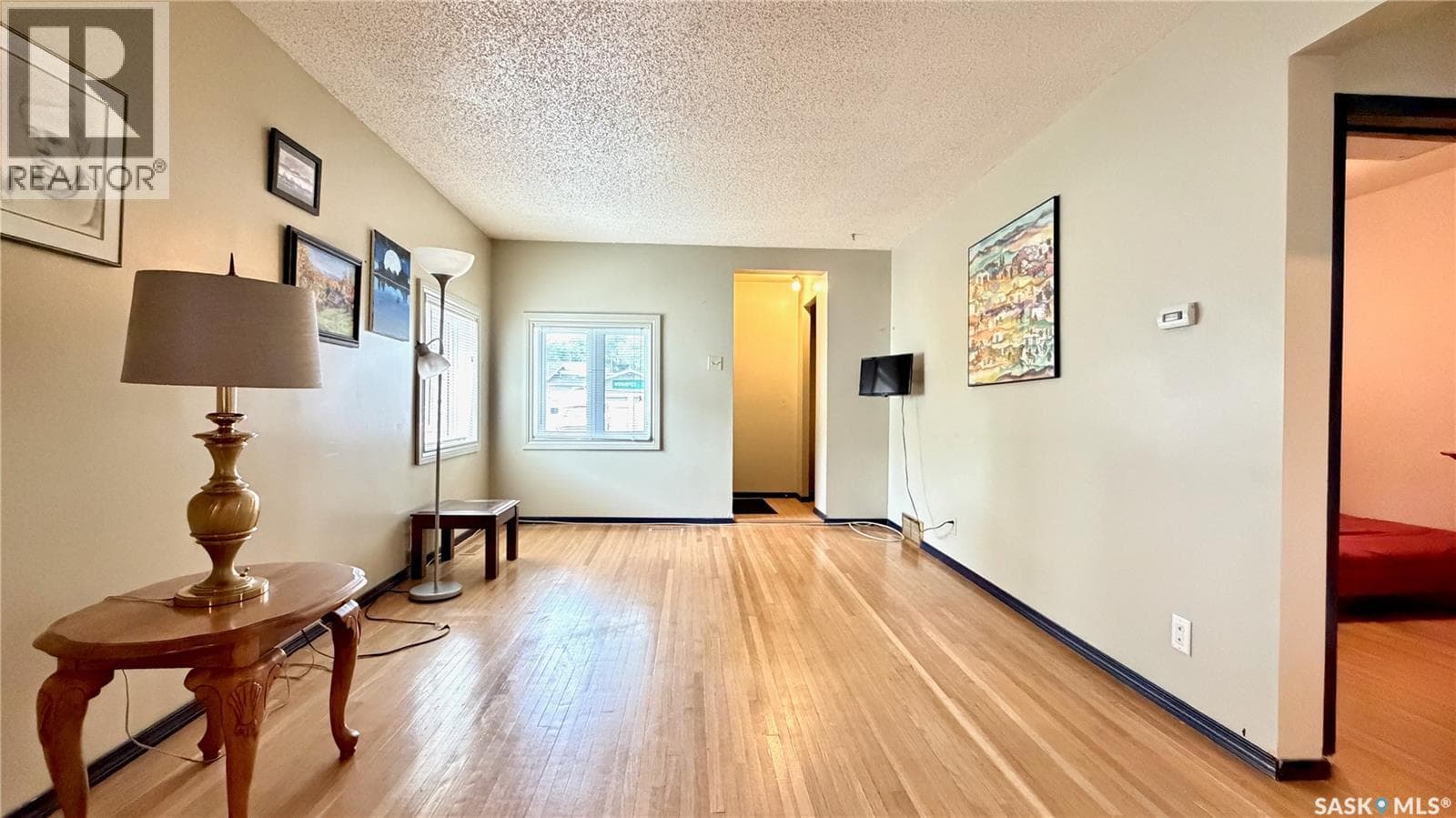 123 RUTH STREET E — photo 5