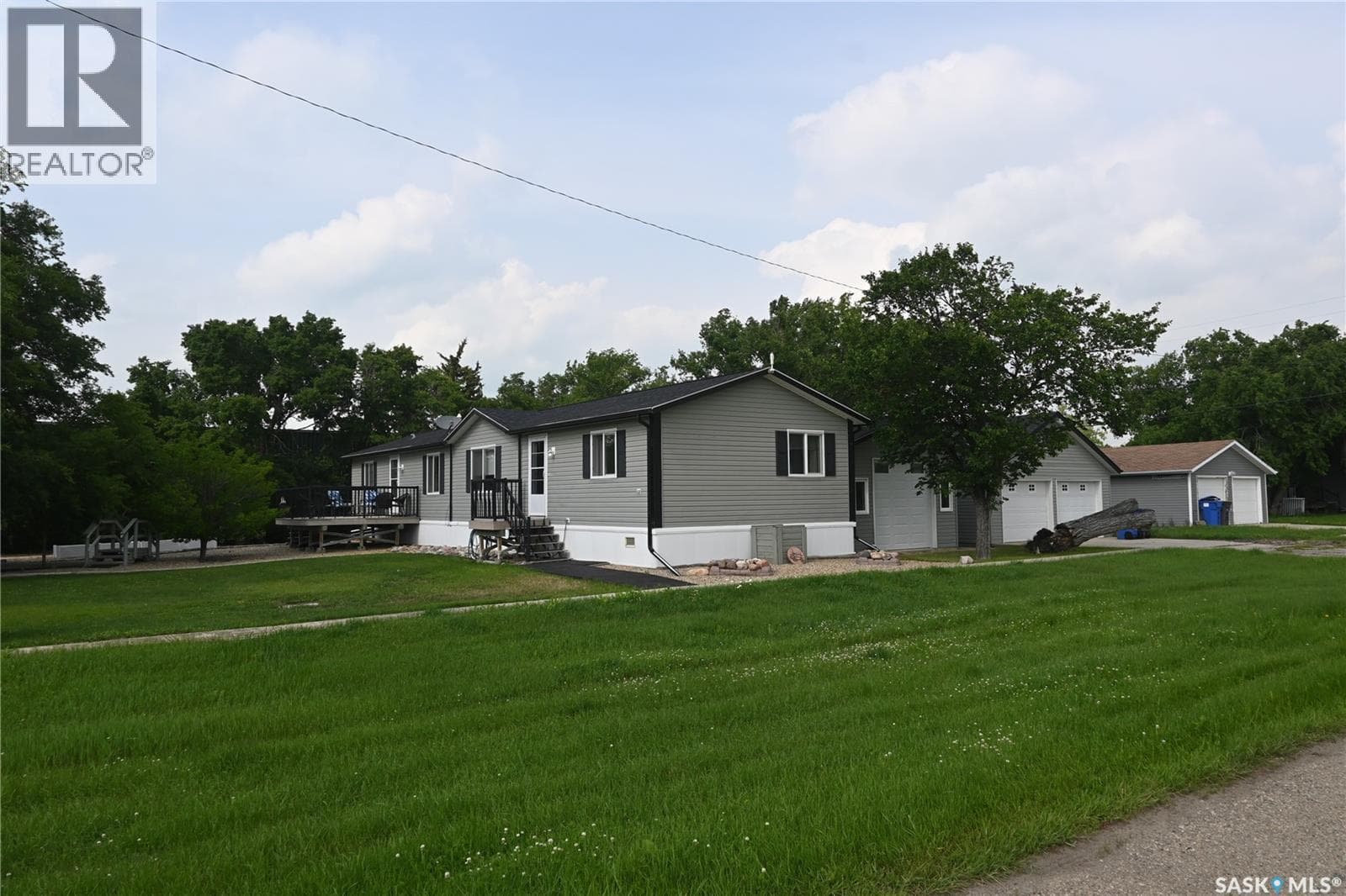 400 Main STREET — photo 4