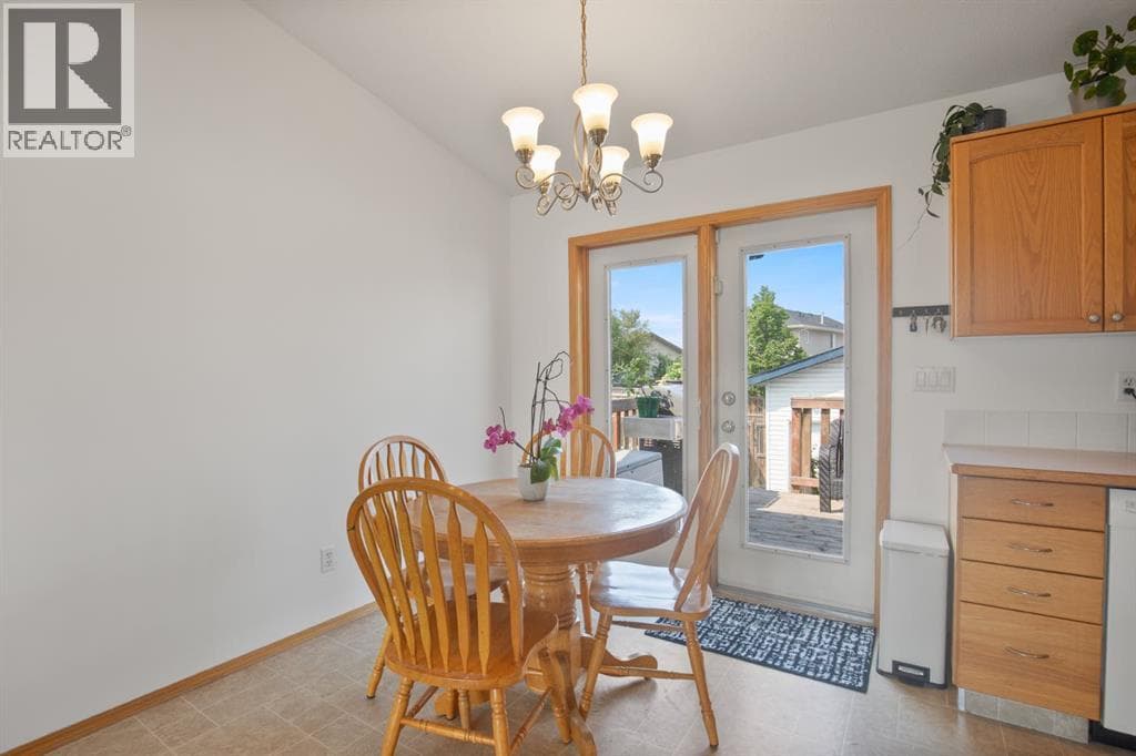 32 Kendrew Drive — photo 4