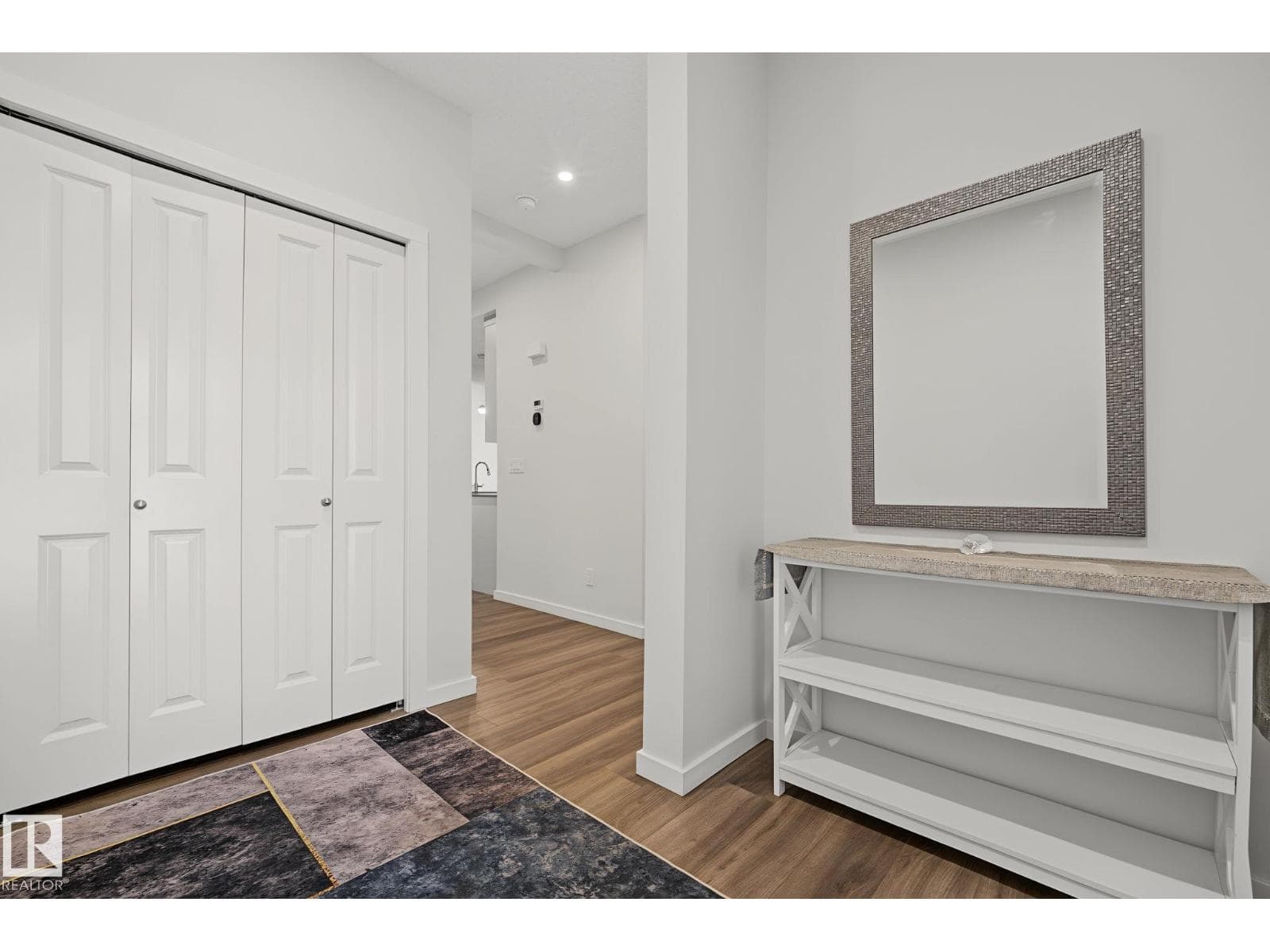 432 ROBERTS CR — photo 3
