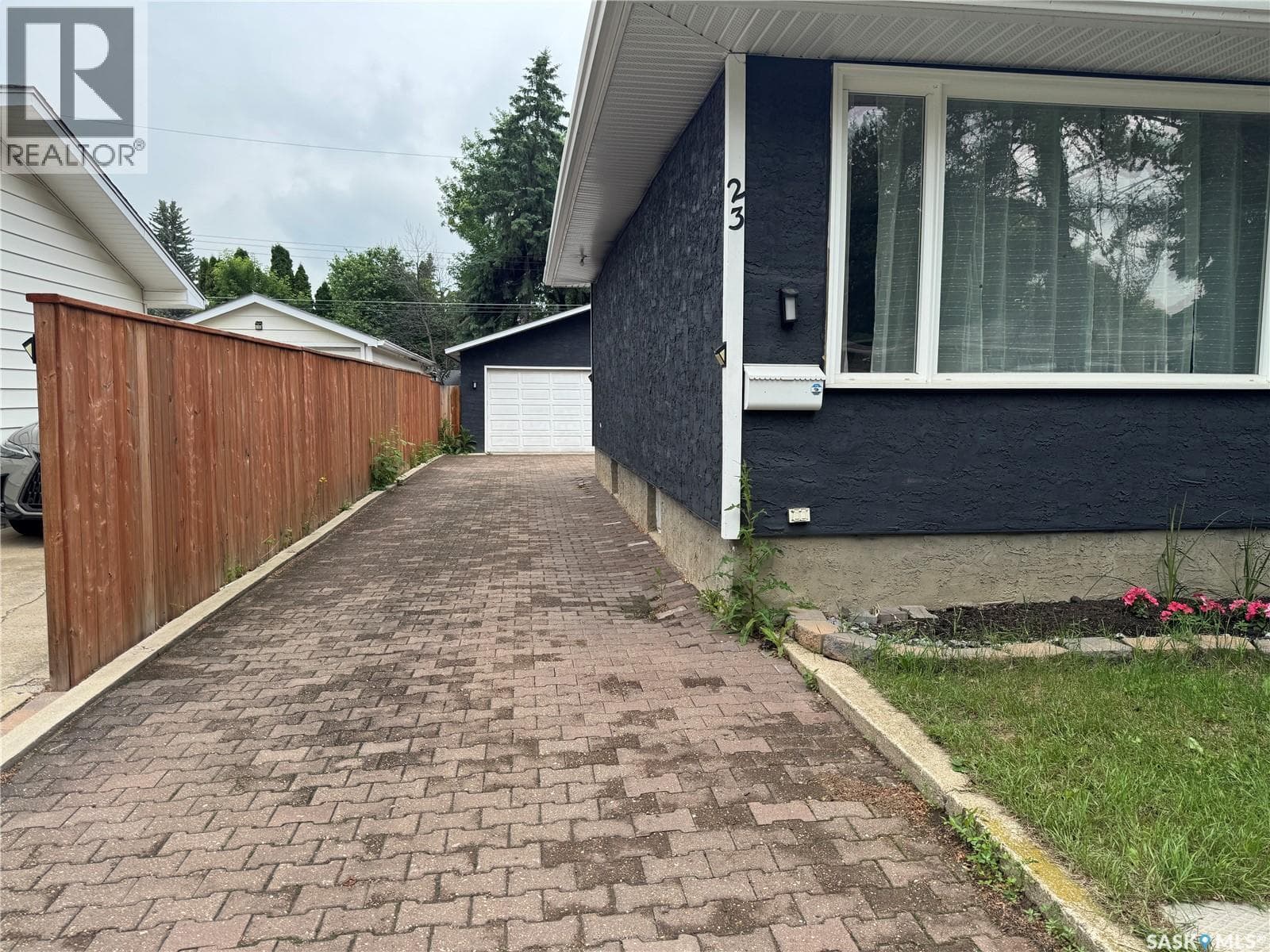 23 Dunning CRESCENT — photo 4