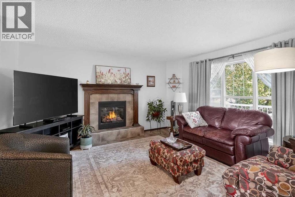 123 Silverado Plains Circle SW — photo 4