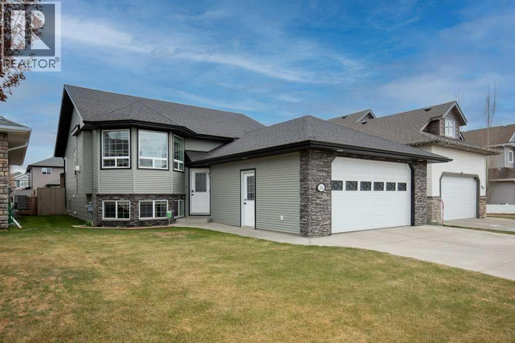 124 Vincent Close — photo 2