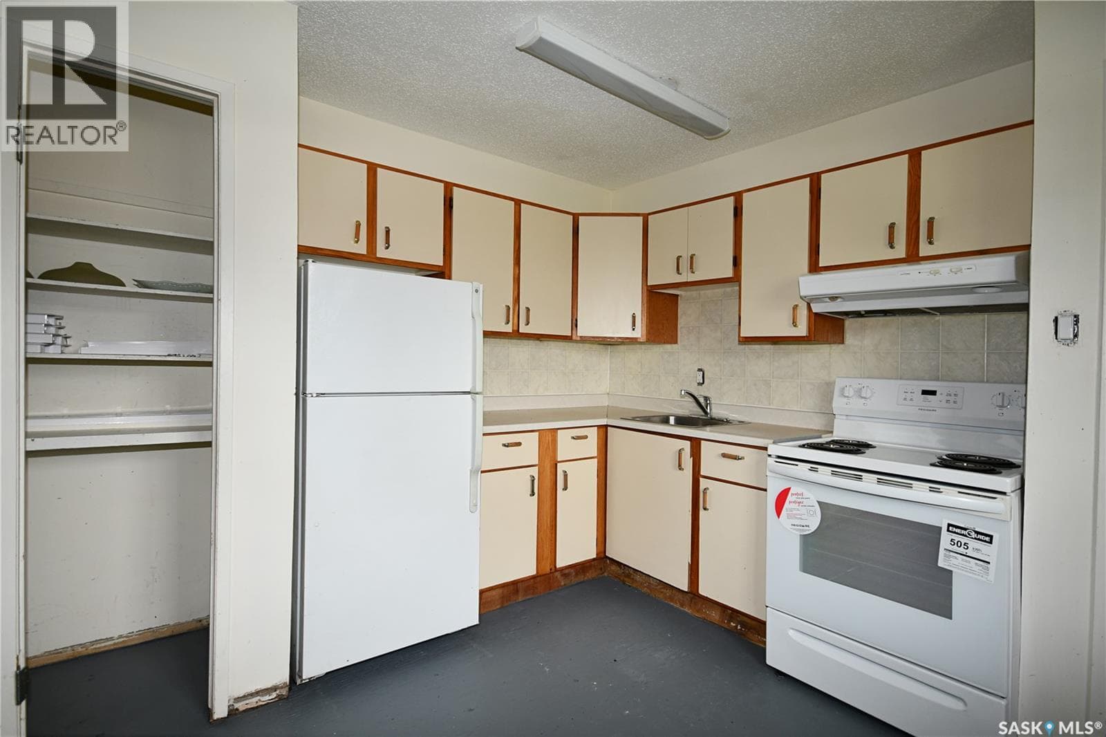 111-115 Mill AVENUE N — photo 5