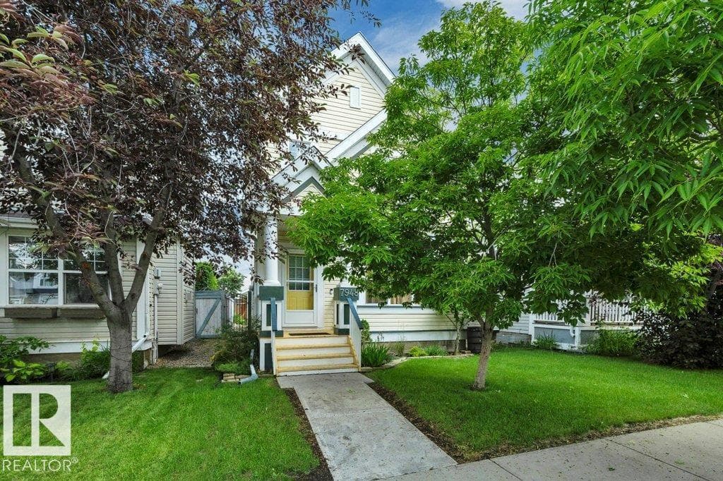 7948 13 AV SW — photo 2