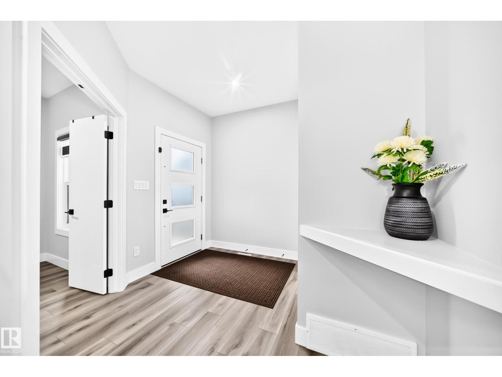 3207 160 ST SW — photo 5