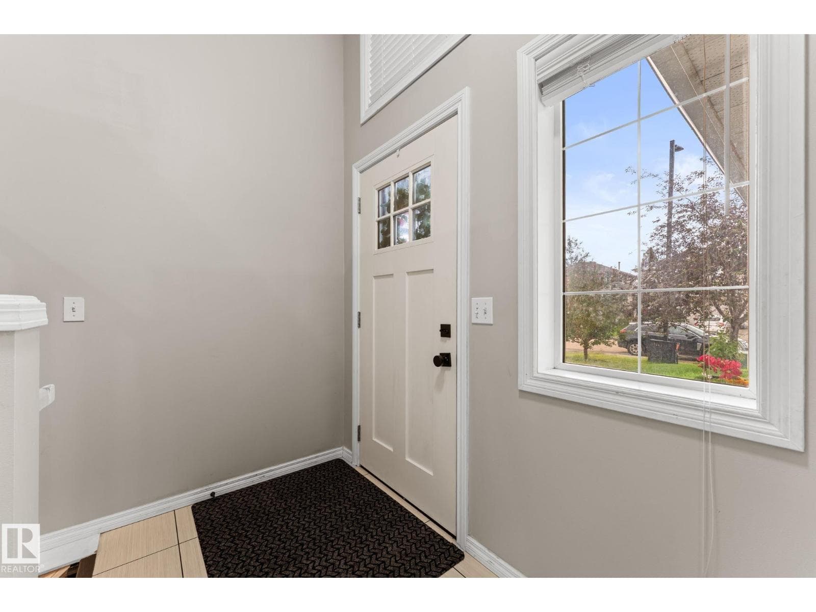 16211 90 ST NW NW — photo 3