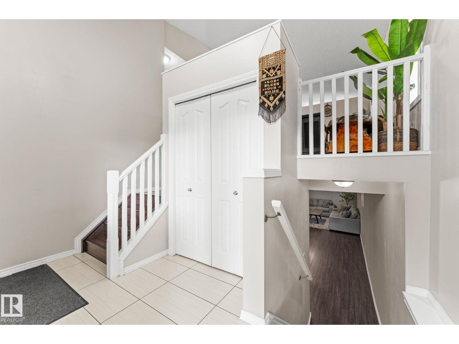 16211 90 ST NW NW — photo 4