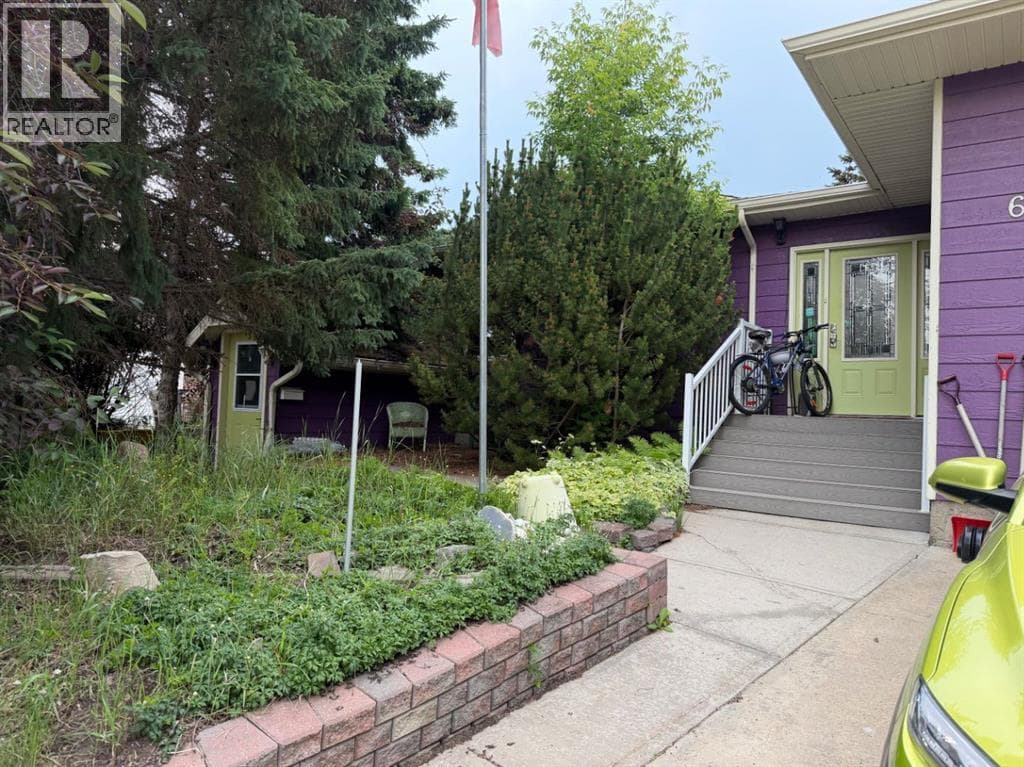 6409 94A Street — photo 3