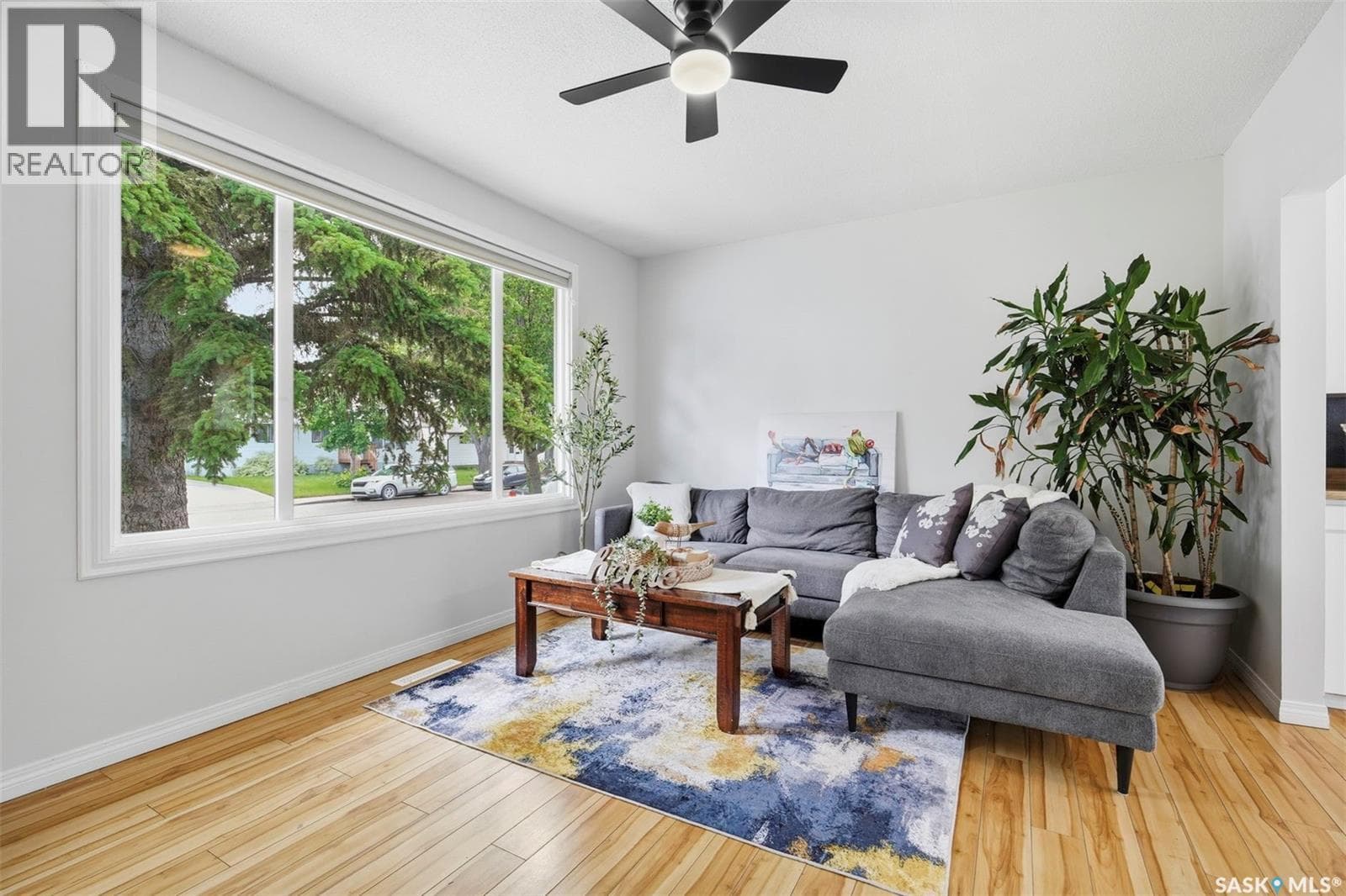 441 Vancouver AVENUE N — photo 4
