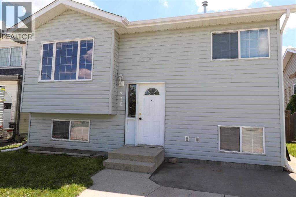 210 Chilcotin Road W
