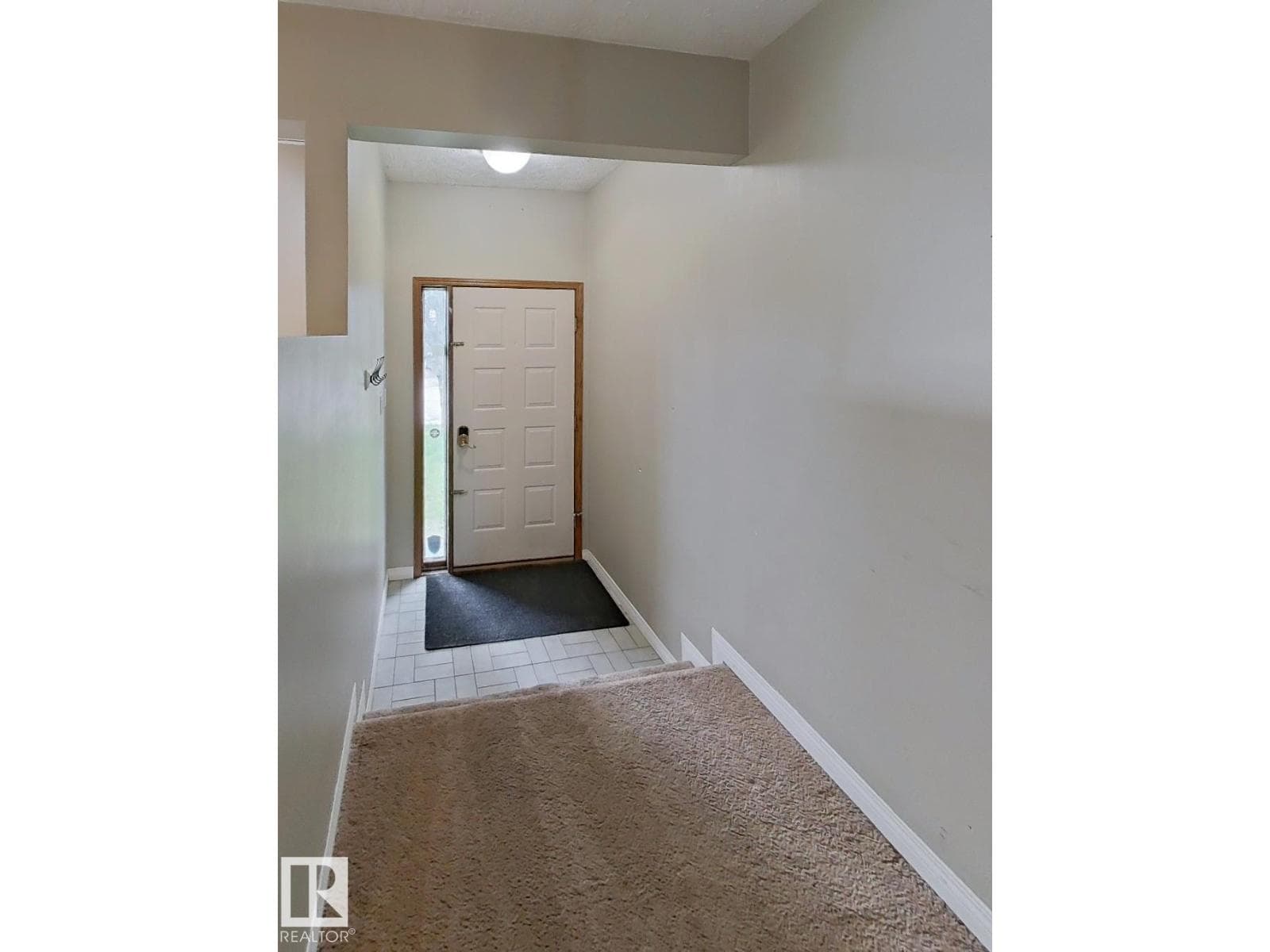 122 HARRISON DR NW — photo 5