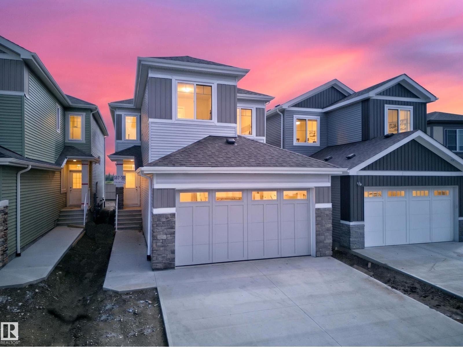 803 30 AV NW