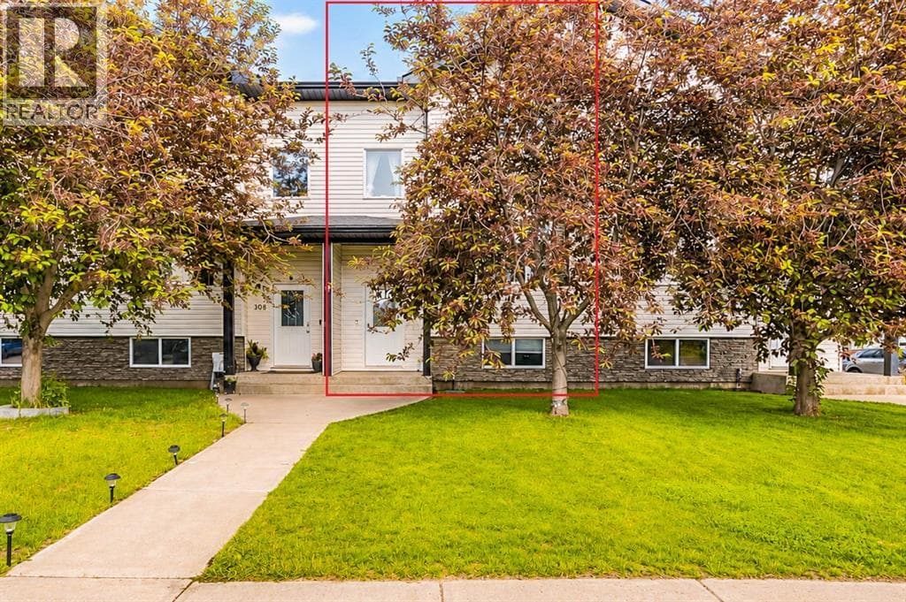 306 17 Street — photo 2