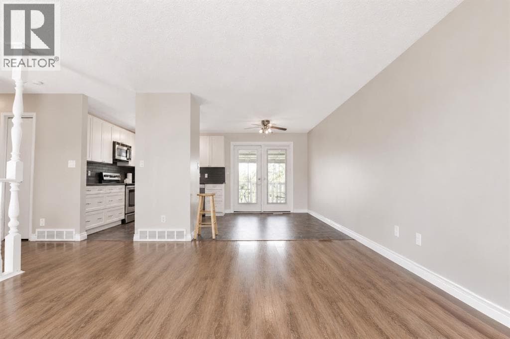 11814 96 Street — photo 3