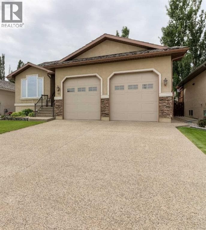 44 Fairmont Park Landing  S — photo 2