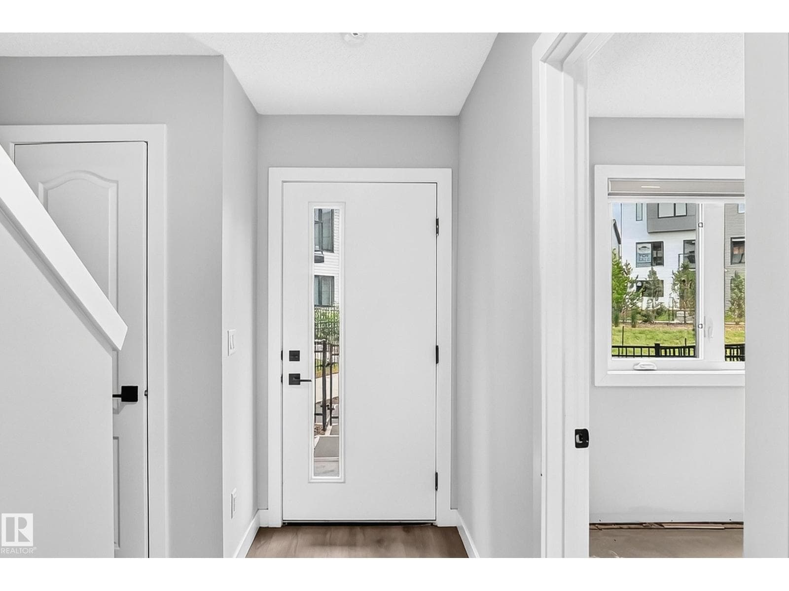 #82 11910 35 AV SW — photo 5