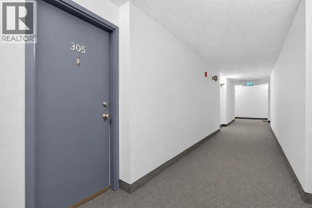 305, 110 20 Avenue NE — photo 3