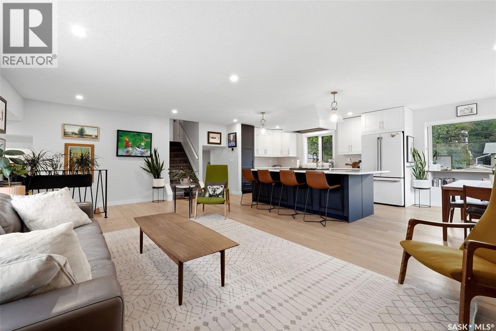 208 Habkirk DRIVE — photo 4