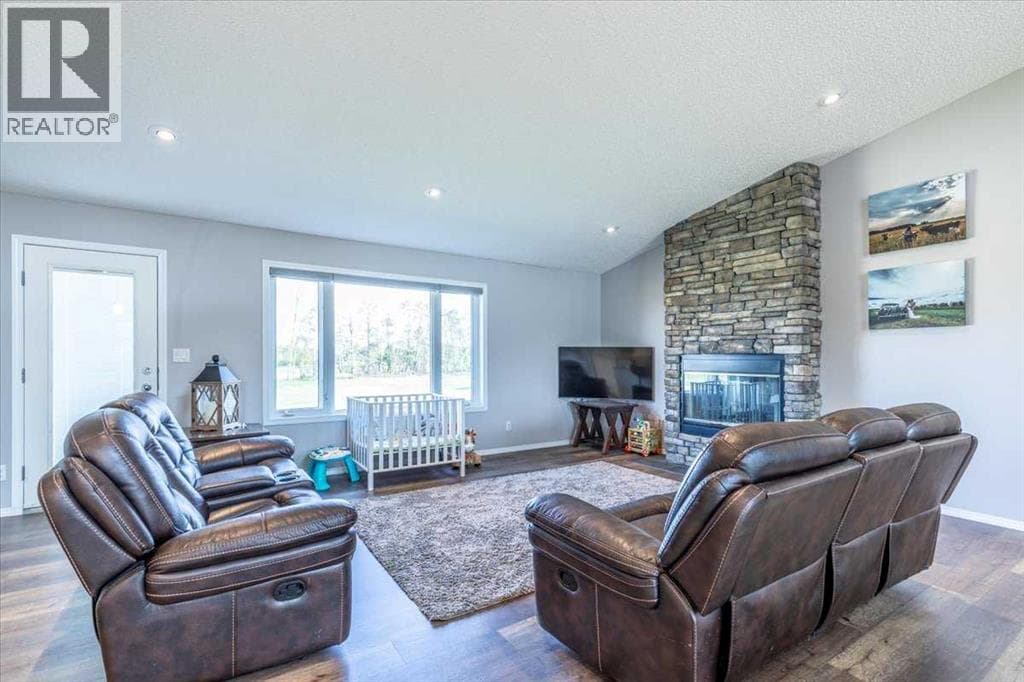27318 TWP ROAD 482 — photo 3