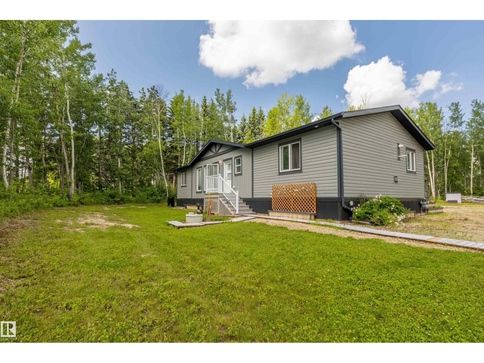 #118 55107 RGE ROAD 33