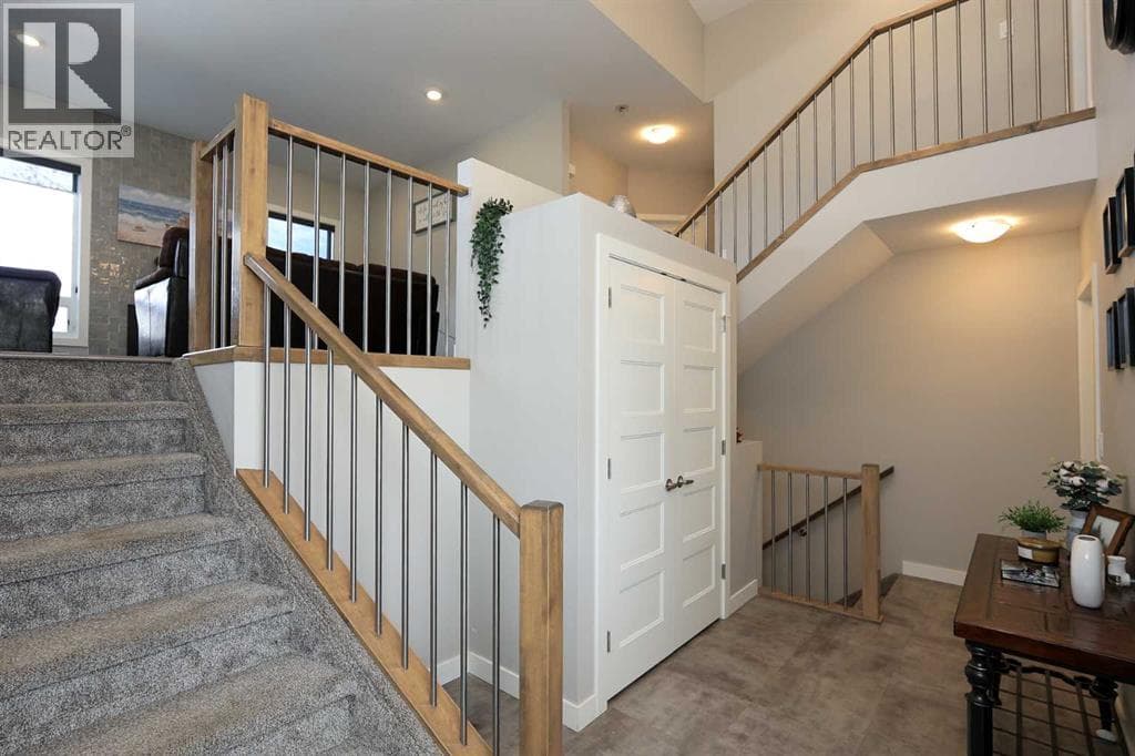 137 Coachman Way — photo 3