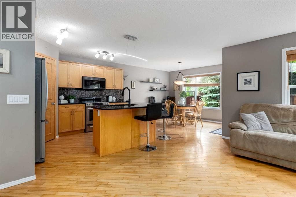 156 Tuscany Meadows Close NW — photo 3