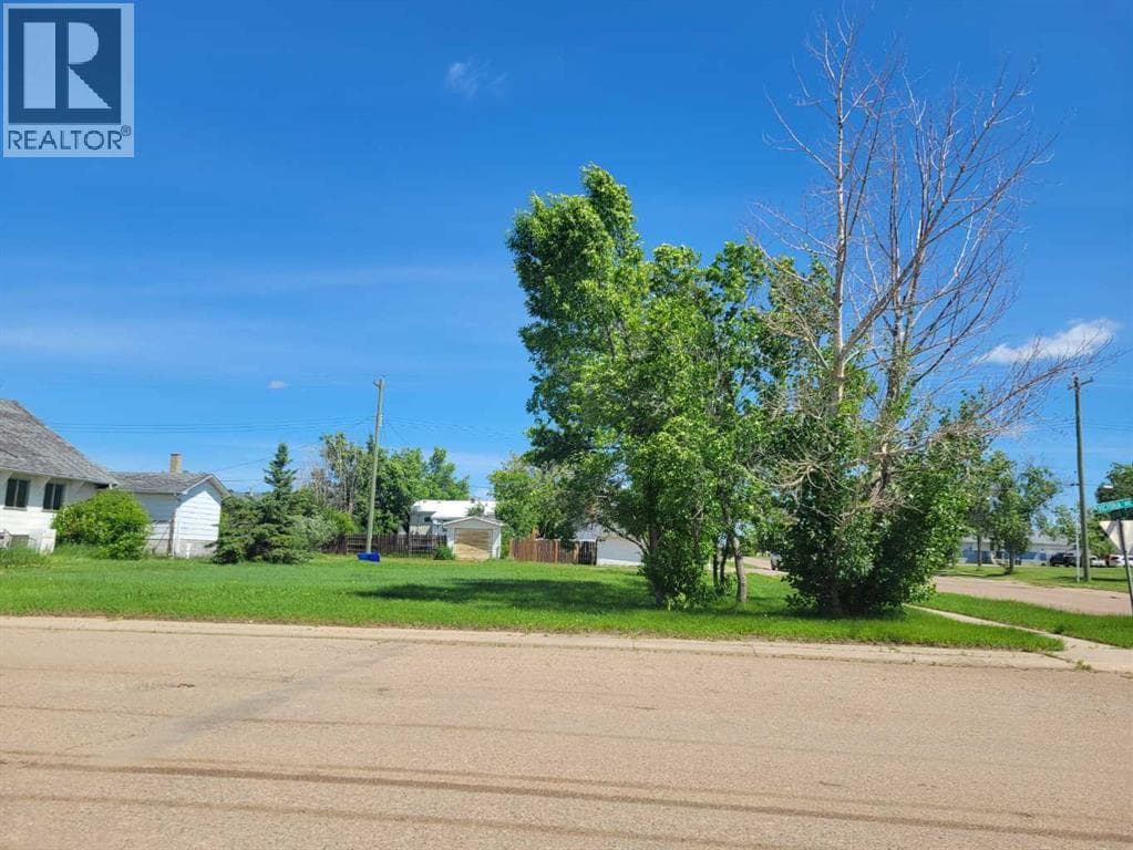 5301 Victoria Avenue — photo 2