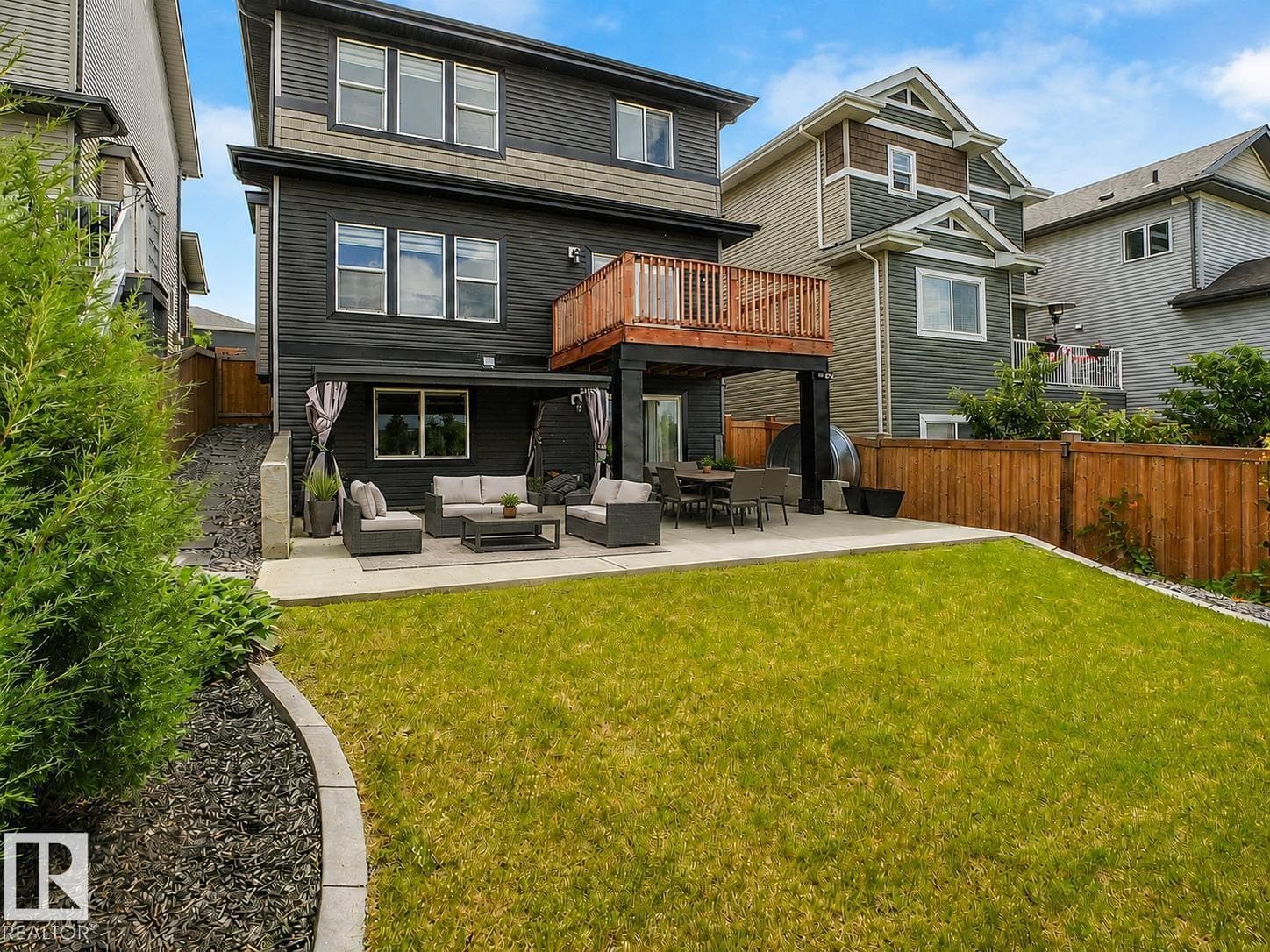 1057 COOPERS HAWK LI NW — photo 5