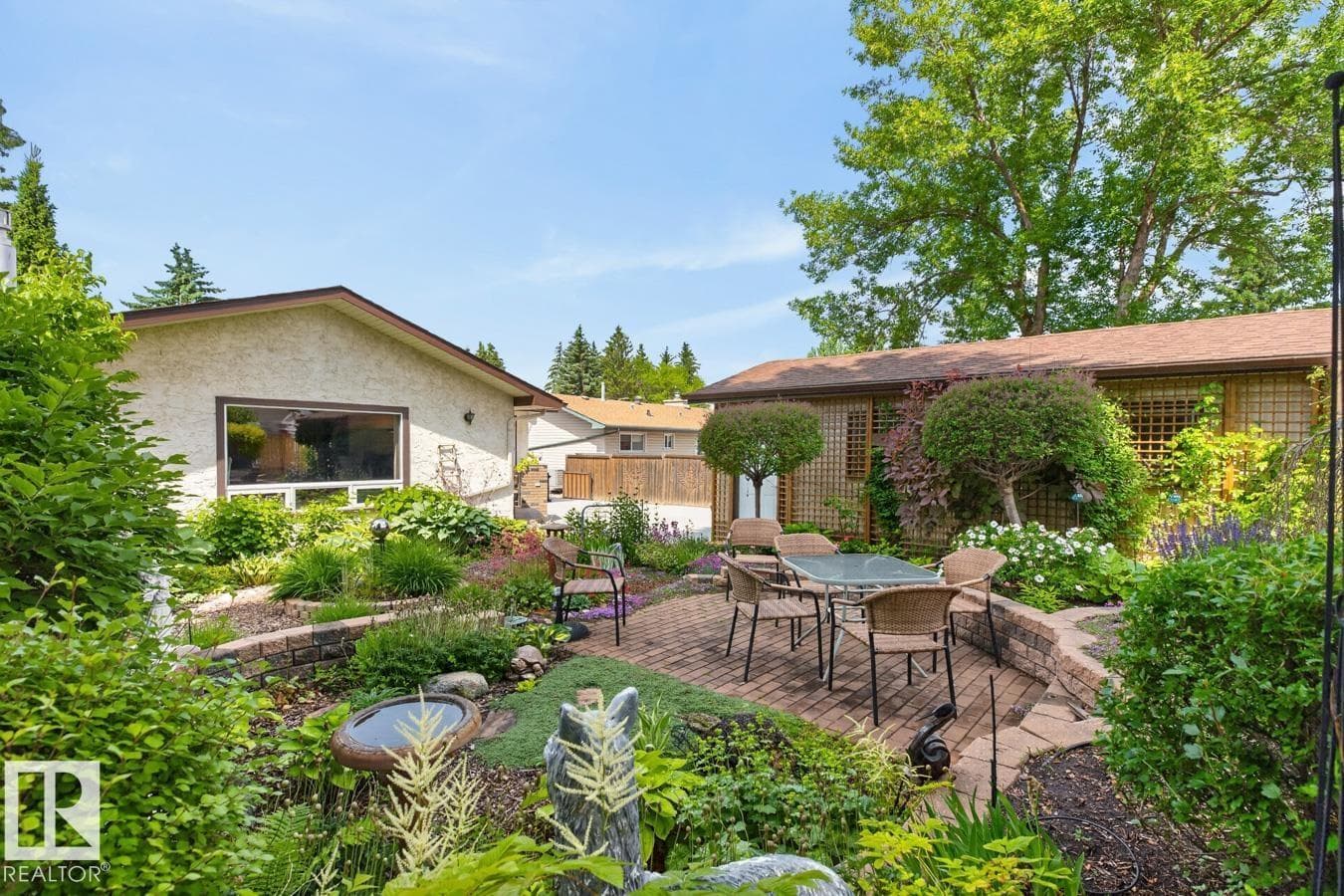 3 HUMMINGBIRD CO