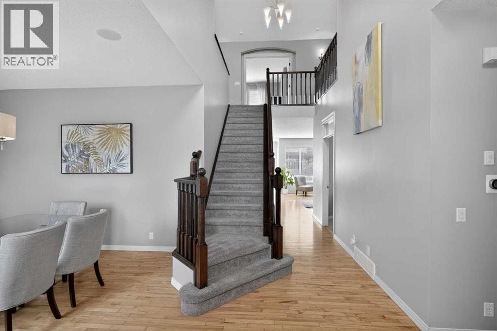 125 Cranleigh Park SE — photo 5