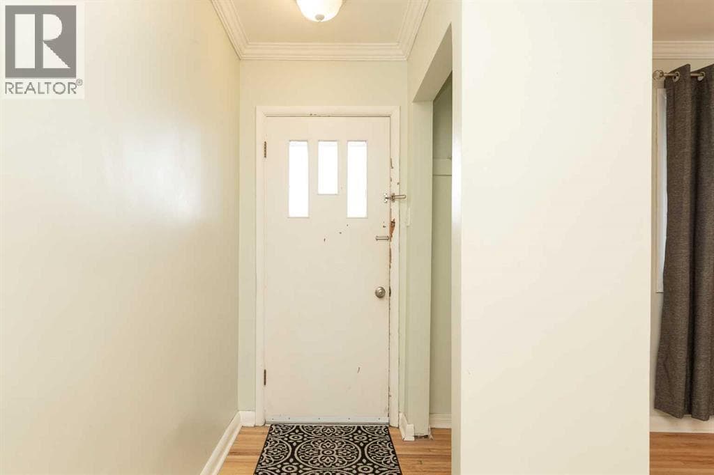 1414 13 Avenue S — photo 2