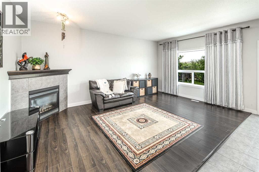 127 Everwoods Park SW — photo 4