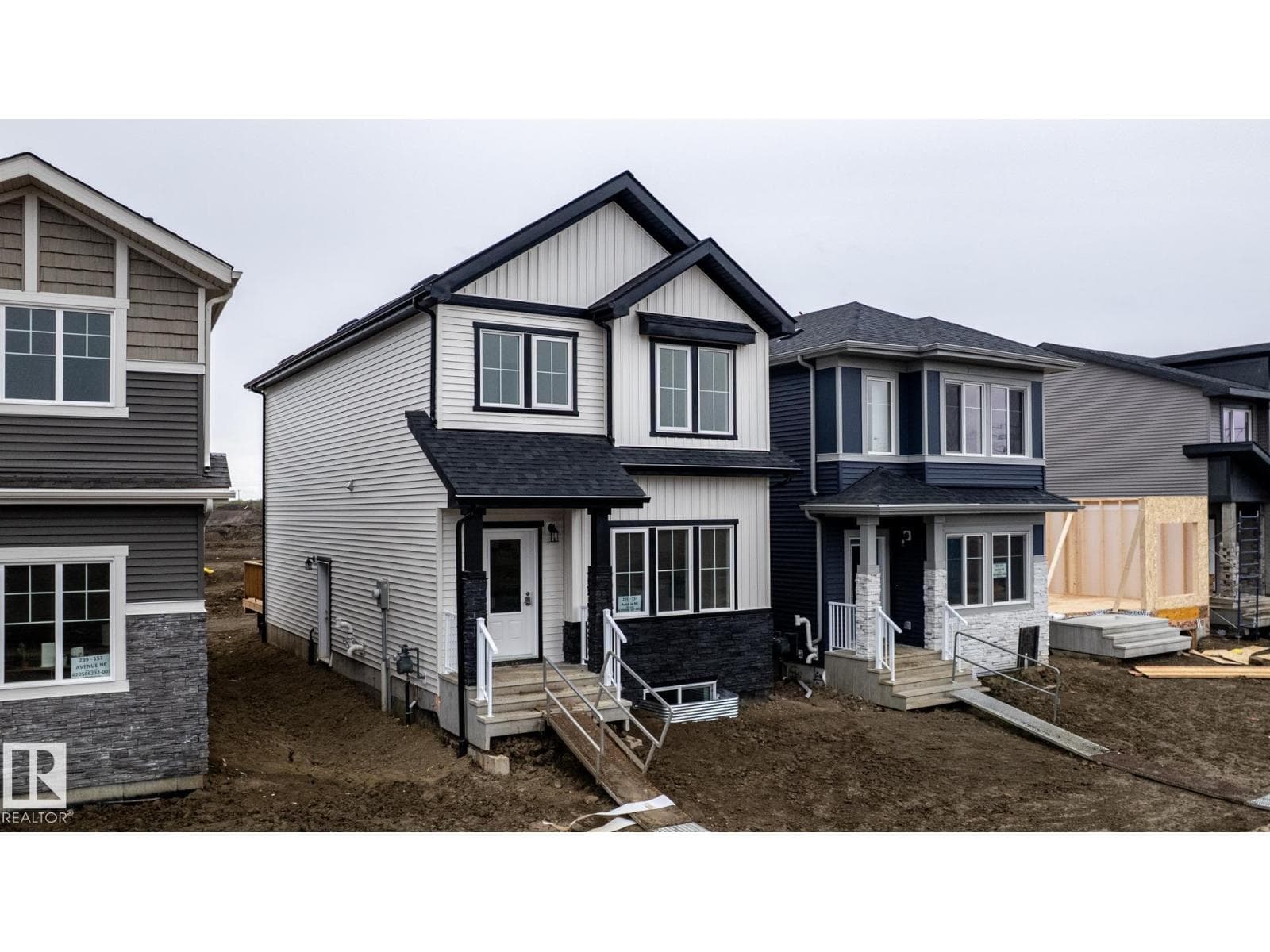 235 157 AV NE