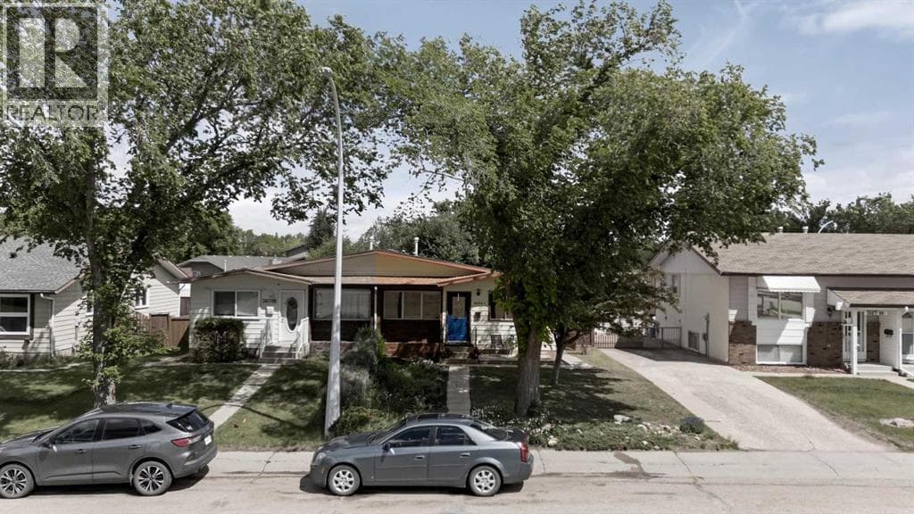 3609 A 66a Street — photo 3
